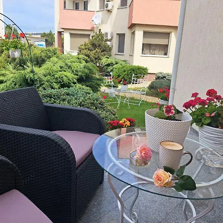 Vila Ambient Frontal La Mare